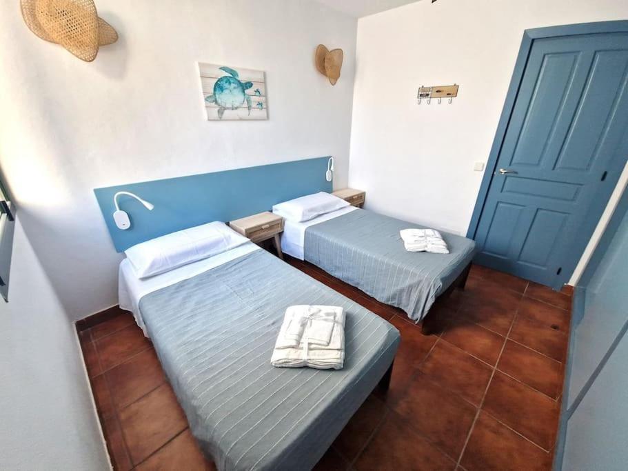 Casa Tortuga Con Piscina Com Apartment Cala en Bosc Exterior photo